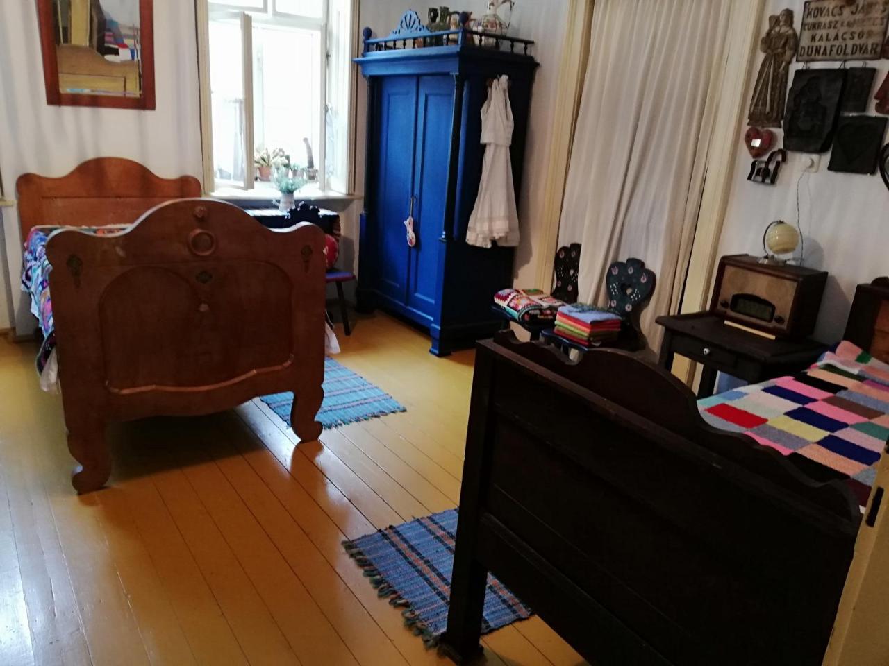 Rozmaringos Udvarhaz Dunafoldvar Exterior foto