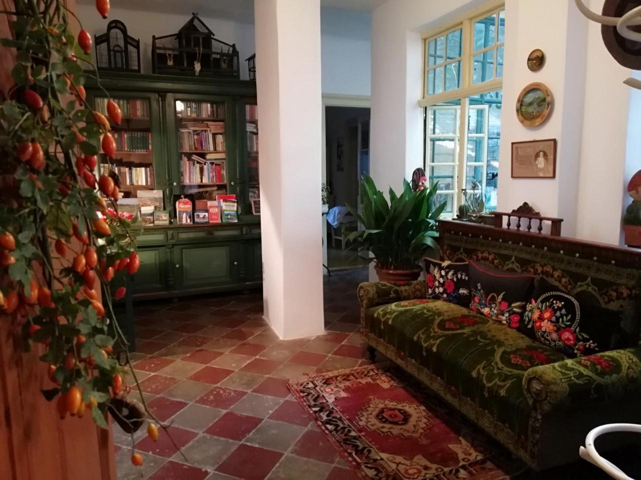 Rozmaringos Udvarhaz Dunafoldvar Exterior foto