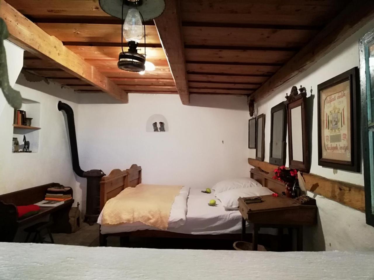 Rozmaringos Udvarhaz Dunafoldvar Exterior foto
