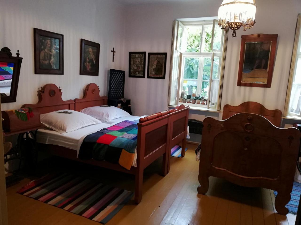 Rozmaringos Udvarhaz Dunafoldvar Exterior foto