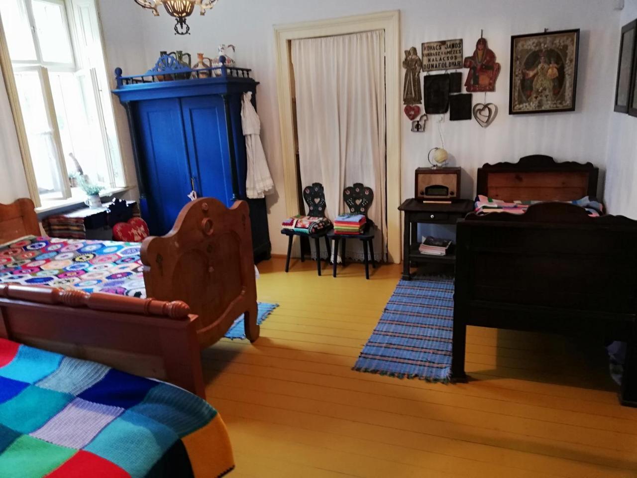 Rozmaringos Udvarhaz Dunafoldvar Exterior foto